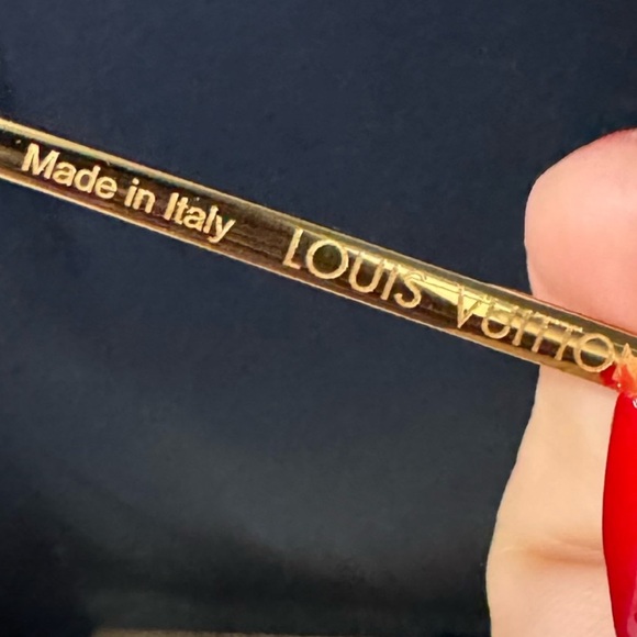 🧡Louis Vuitton Z1020W Gold Monogram Clockwise Sunglasses - Picture 8 of 14